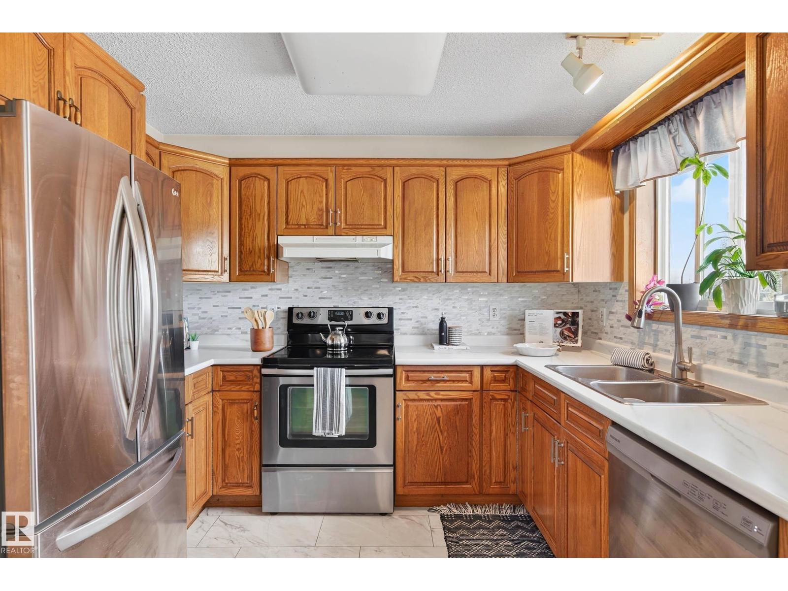 1079 Jones Cr Nw Nw, Edmonton, Alberta  T6L 6Y1 - Photo 19 - E4460376