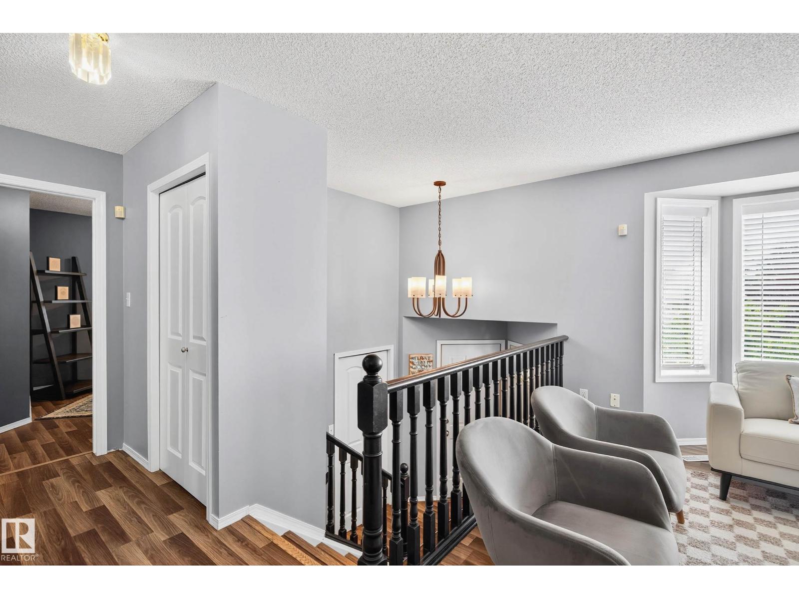 1079 Jones Cr Nw Nw, Edmonton, Alberta  T6L 6Y1 - Photo 5 - E4460376