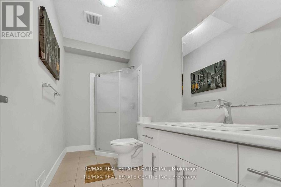 204 Forest Creek Drive, Kitchener, Ontario  N2P 2R3 - Photo 26 - X12437816