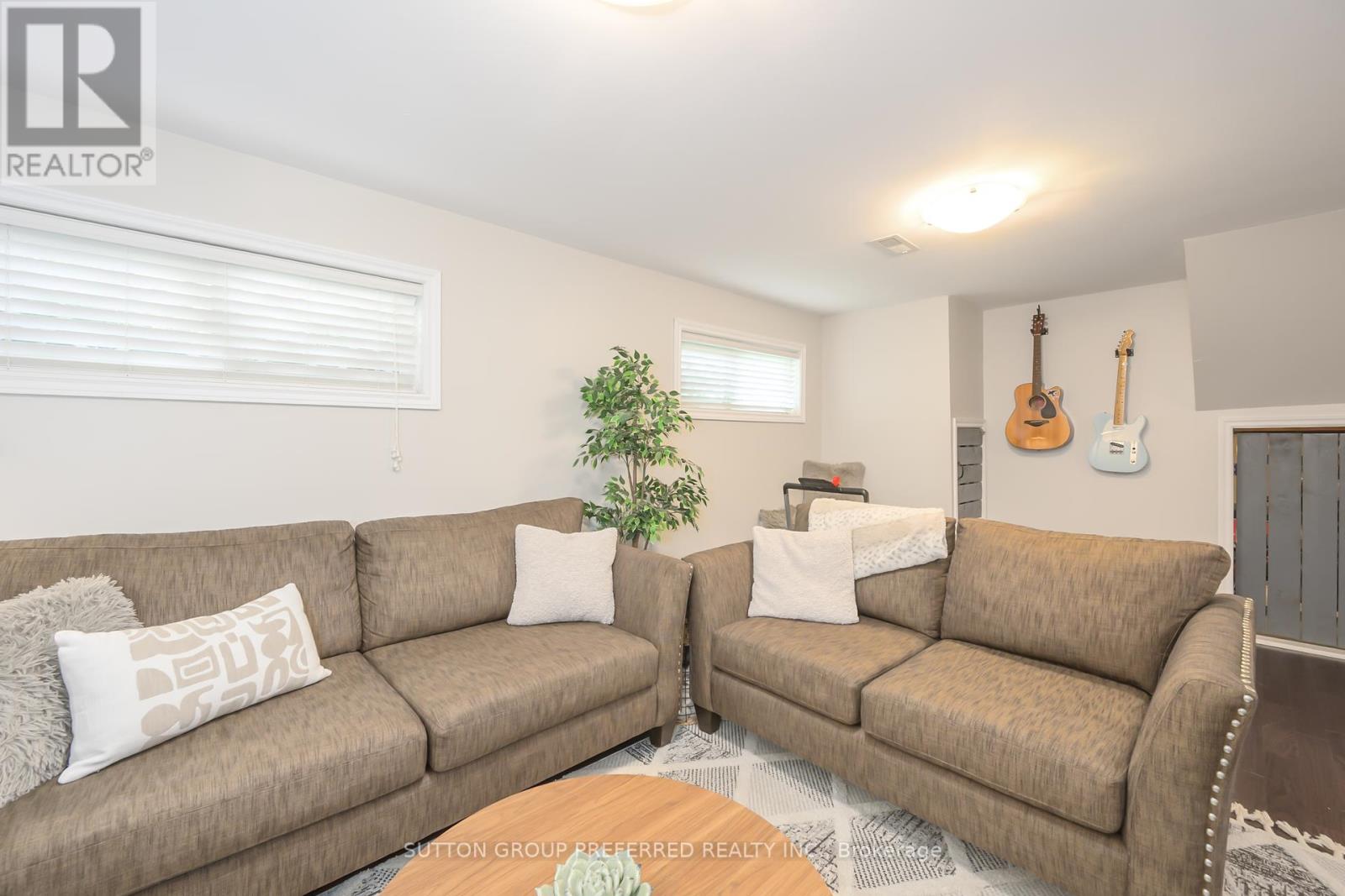 691 Widmore Drive, London South, Ontario  N6J 3A8 - Photo 22 - X12312940