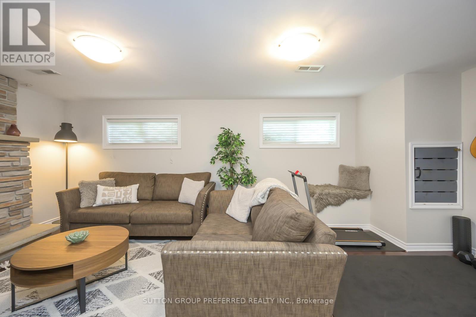 691 Widmore Drive, London South, Ontario  N6J 3A8 - Photo 21 - X12312940