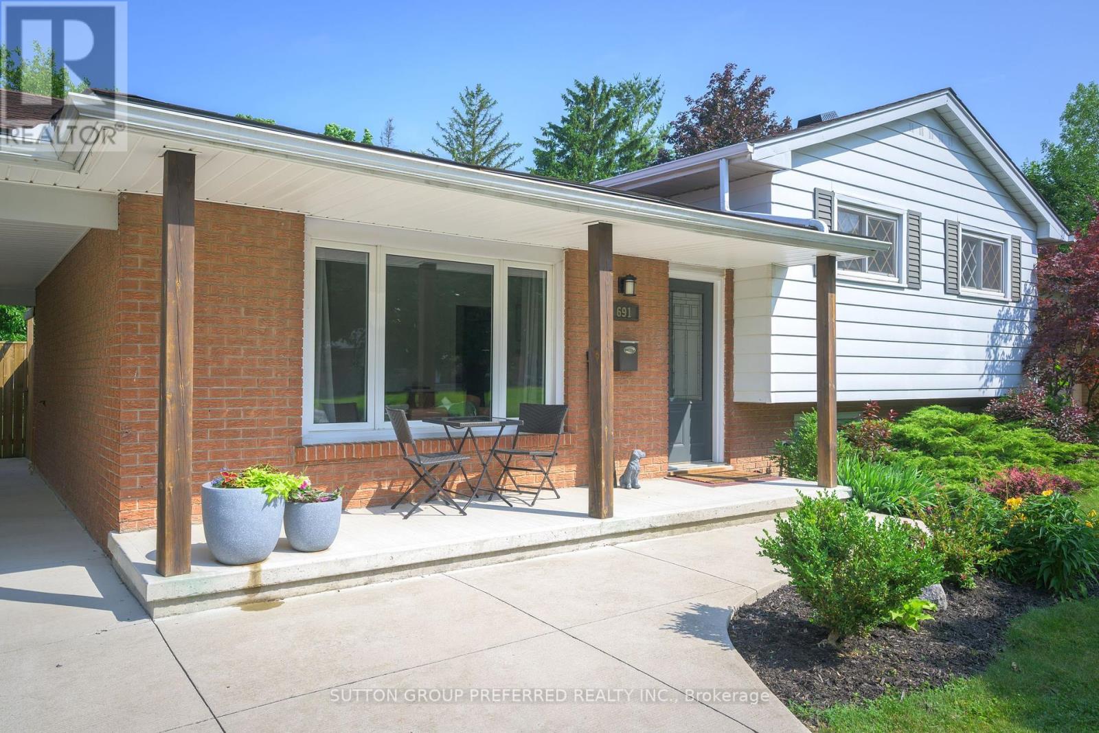 691 Widmore Drive, London South, Ontario  N6J 3A8 - Photo 2 - X12312940