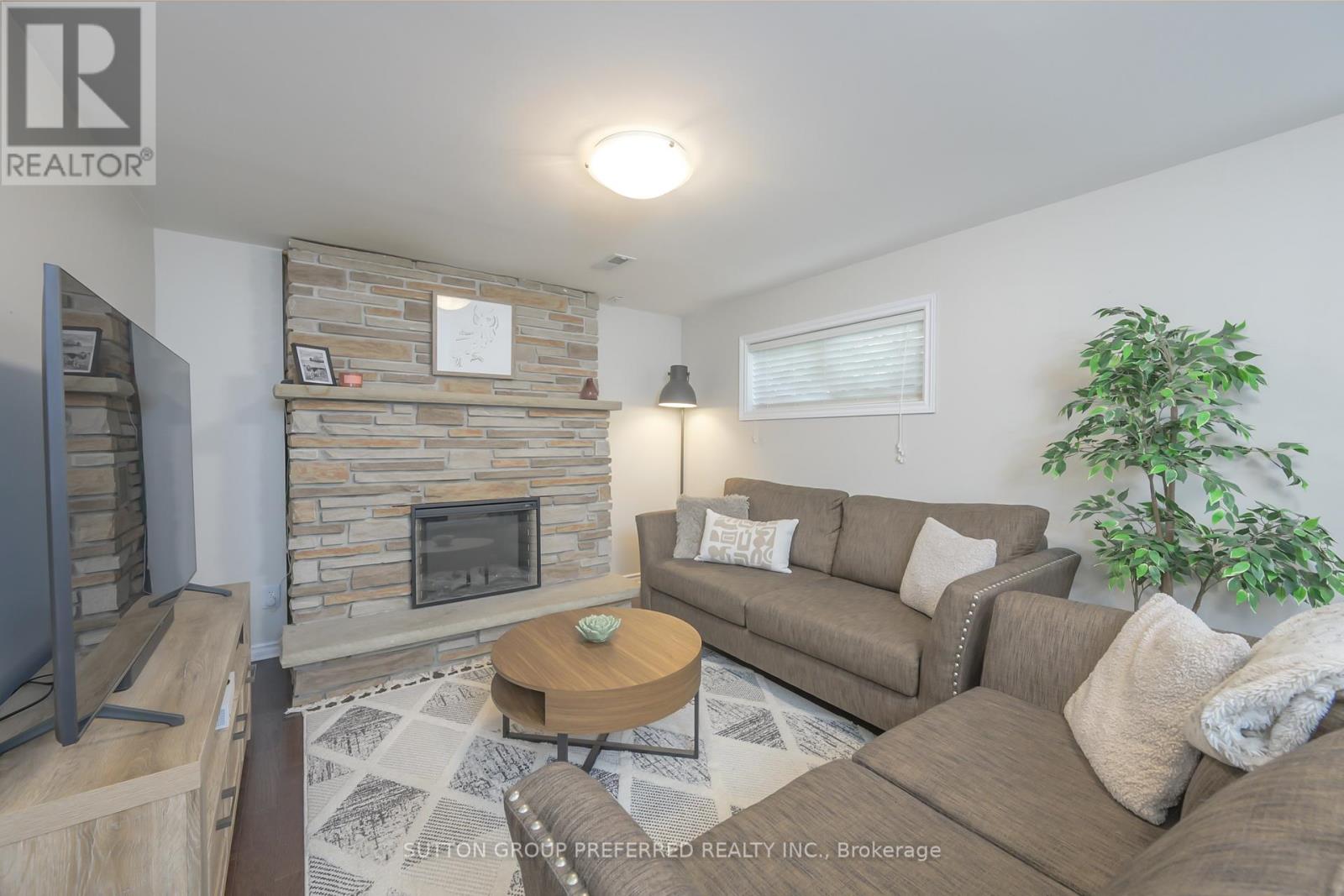 691 Widmore Drive, London South, Ontario  N6J 3A8 - Photo 20 - X12312940