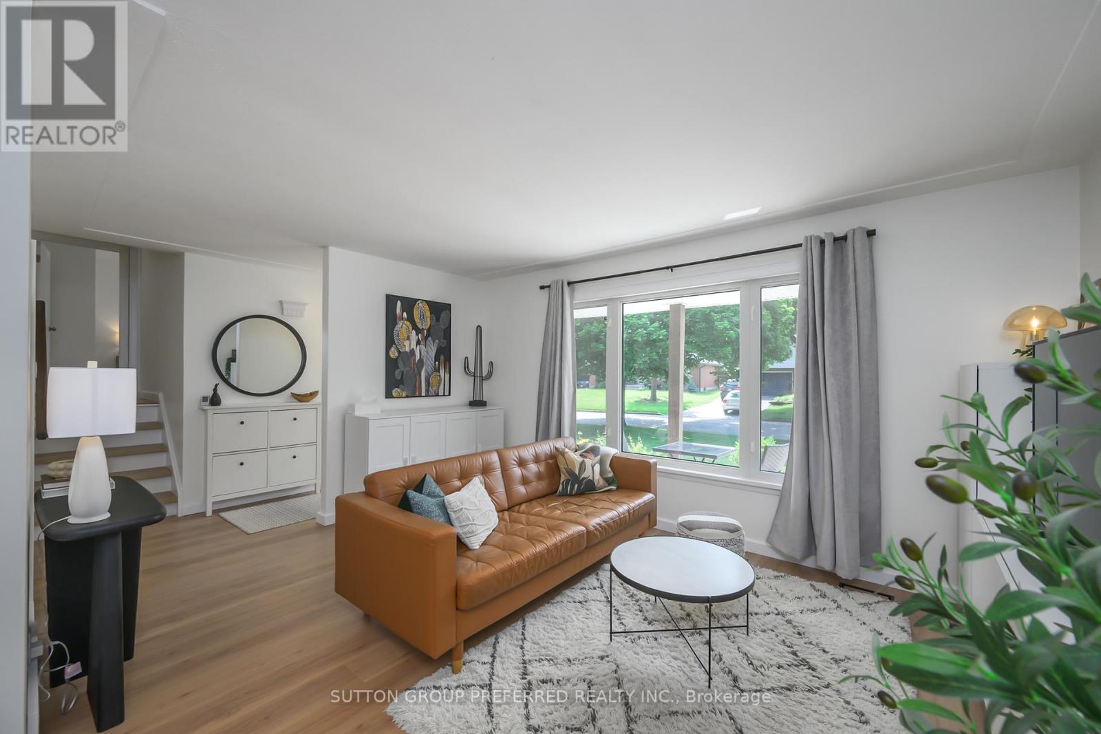 691 Widmore Drive, London South, Ontario  N6J 3A8 - Photo 4 - X12312940