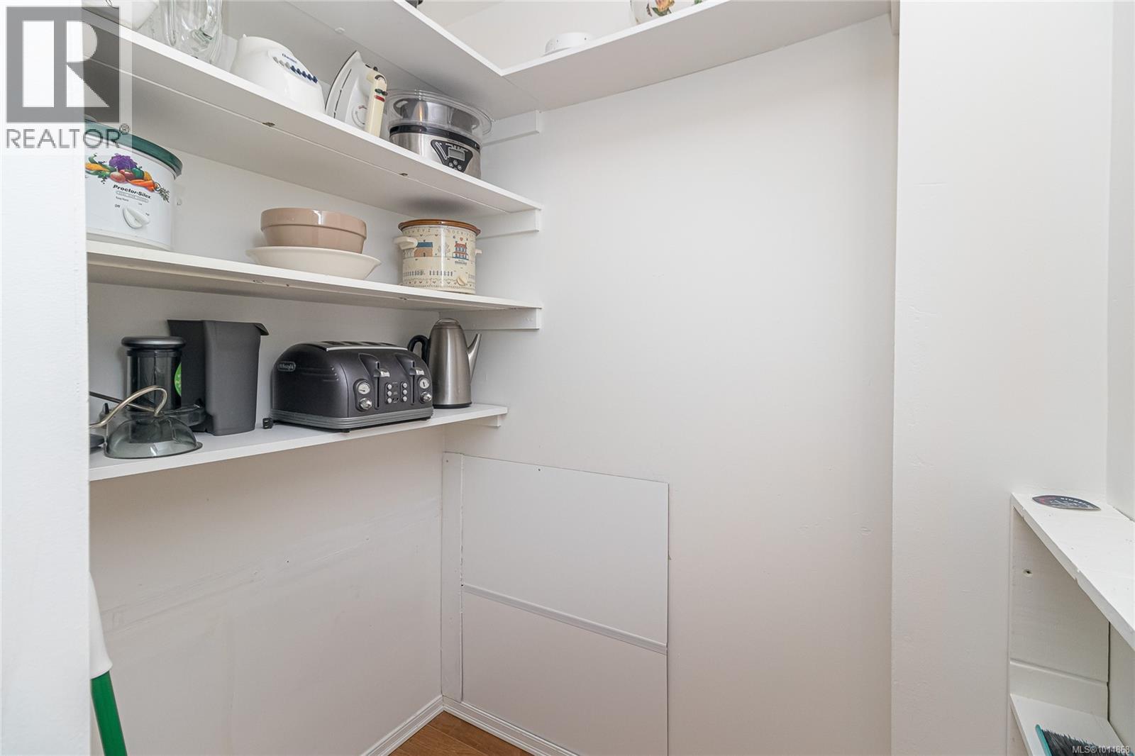 211 9560 Fifth St, Sidney, British Columbia  V8L 2W5 - Photo 11 - 1014868