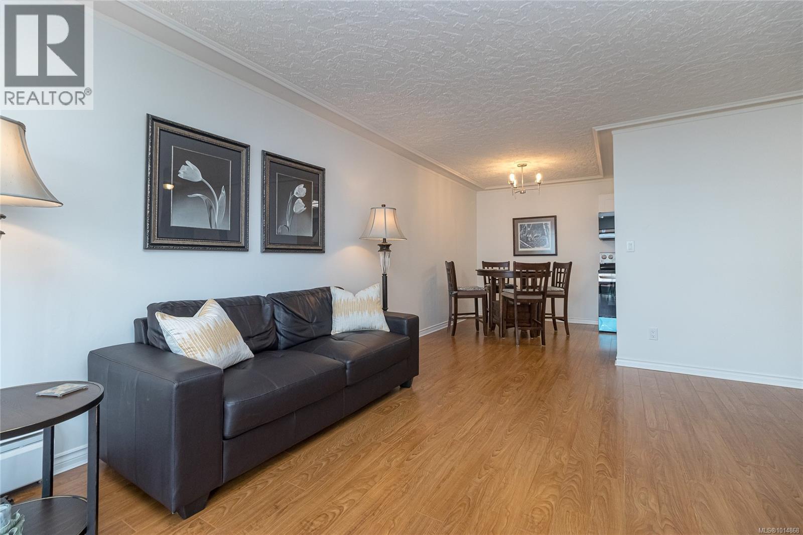 211 9560 Fifth St, Sidney, British Columbia  V8L 2W5 - Photo 4 - 1014868