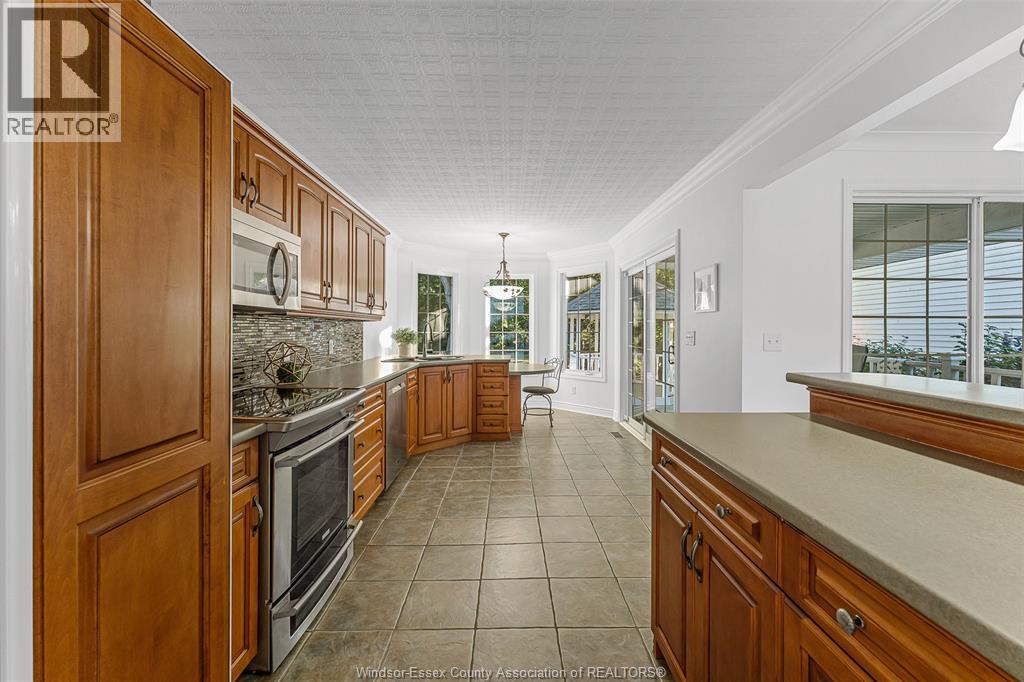 371 King Street West, Harrow, Ontario  N0R 1G0 - Photo 8 - 25025046