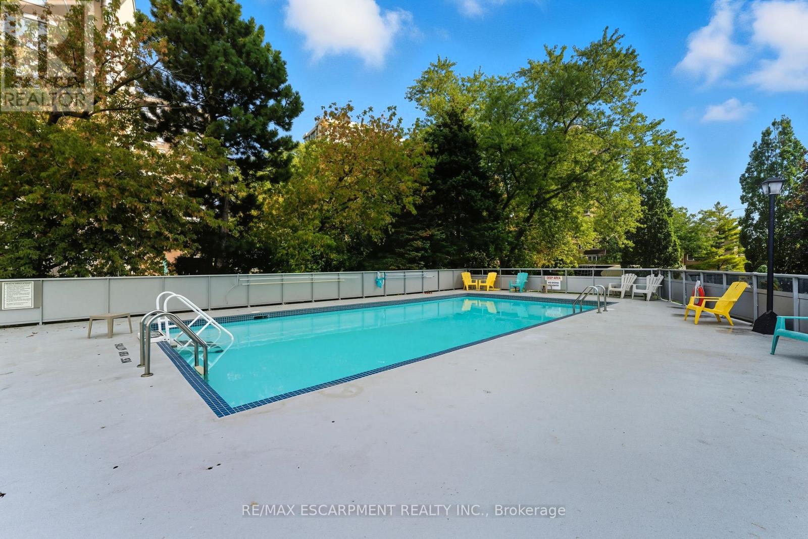 305 - 2263 Marine Drive, Oakville, Ontario  L6L 5K1 - Photo 25 - W12427965