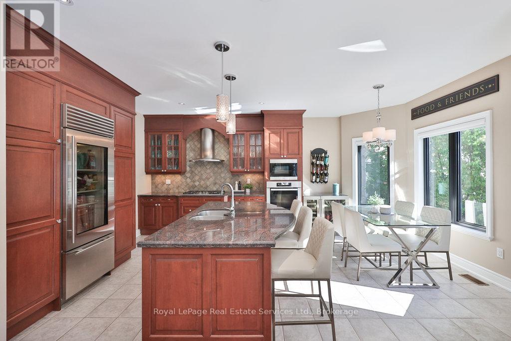 2218 Hampstead Road, Oakville, Ontario  L6H 6Y9 - Photo 13 - W12437617
