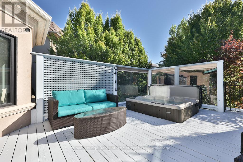2218 Hampstead Road, Oakville, Ontario  L6H 6Y9 - Photo 23 - W12437617