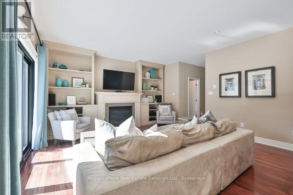 2218 Hampstead Road, Oakville, Ontario  L6H 6Y9 - Photo 18 - W12437617