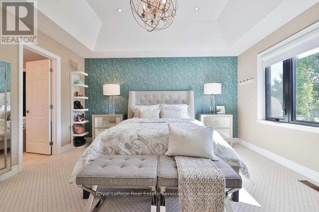 2218 Hampstead Road, Oakville, Ontario  L6H 6Y9 - Photo 31 - W12437617