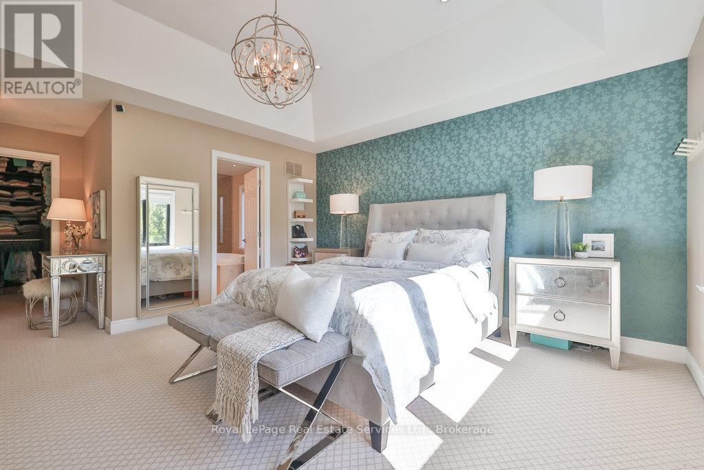 2218 Hampstead Road, Oakville, Ontario  L6H 6Y9 - Photo 32 - W12437617