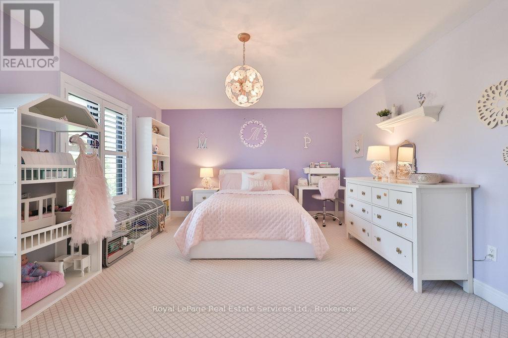 2218 Hampstead Road, Oakville, Ontario  L6H 6Y9 - Photo 38 - W12437617