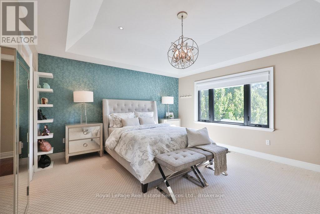 2218 Hampstead Road, Oakville, Ontario  L6H 6Y9 - Photo 30 - W12437617