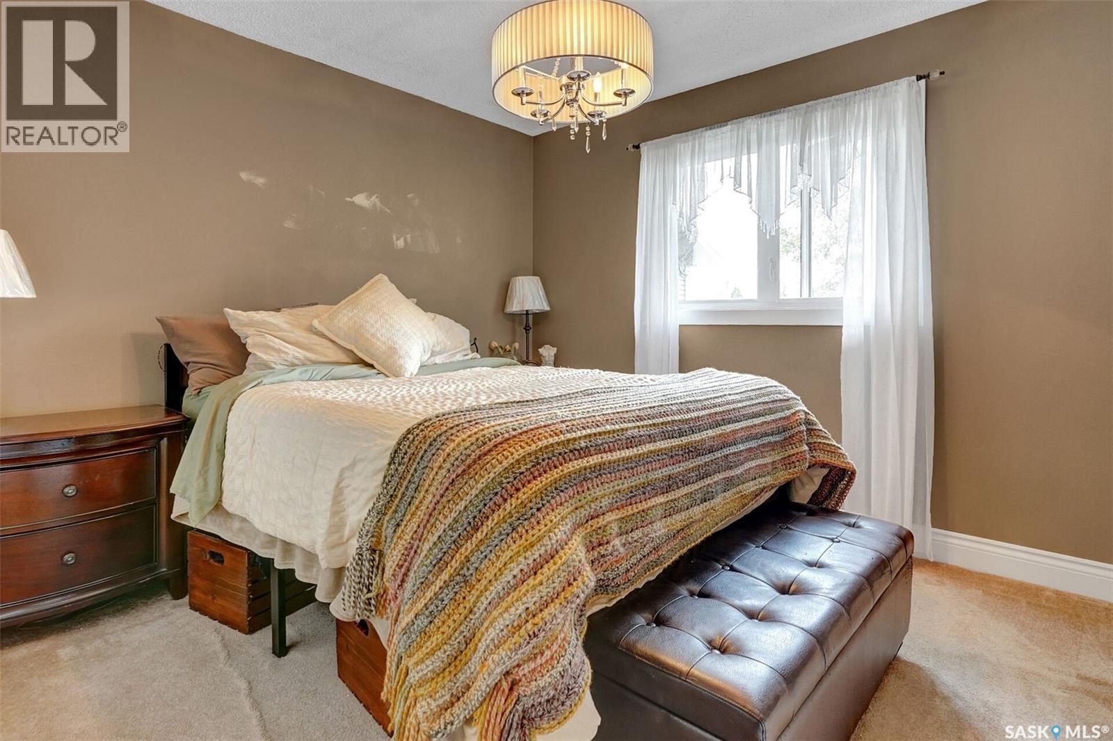 205 Maple Street, Strasbourg, Saskatchewan  S0G 4V0 - Photo 11 - SK019881