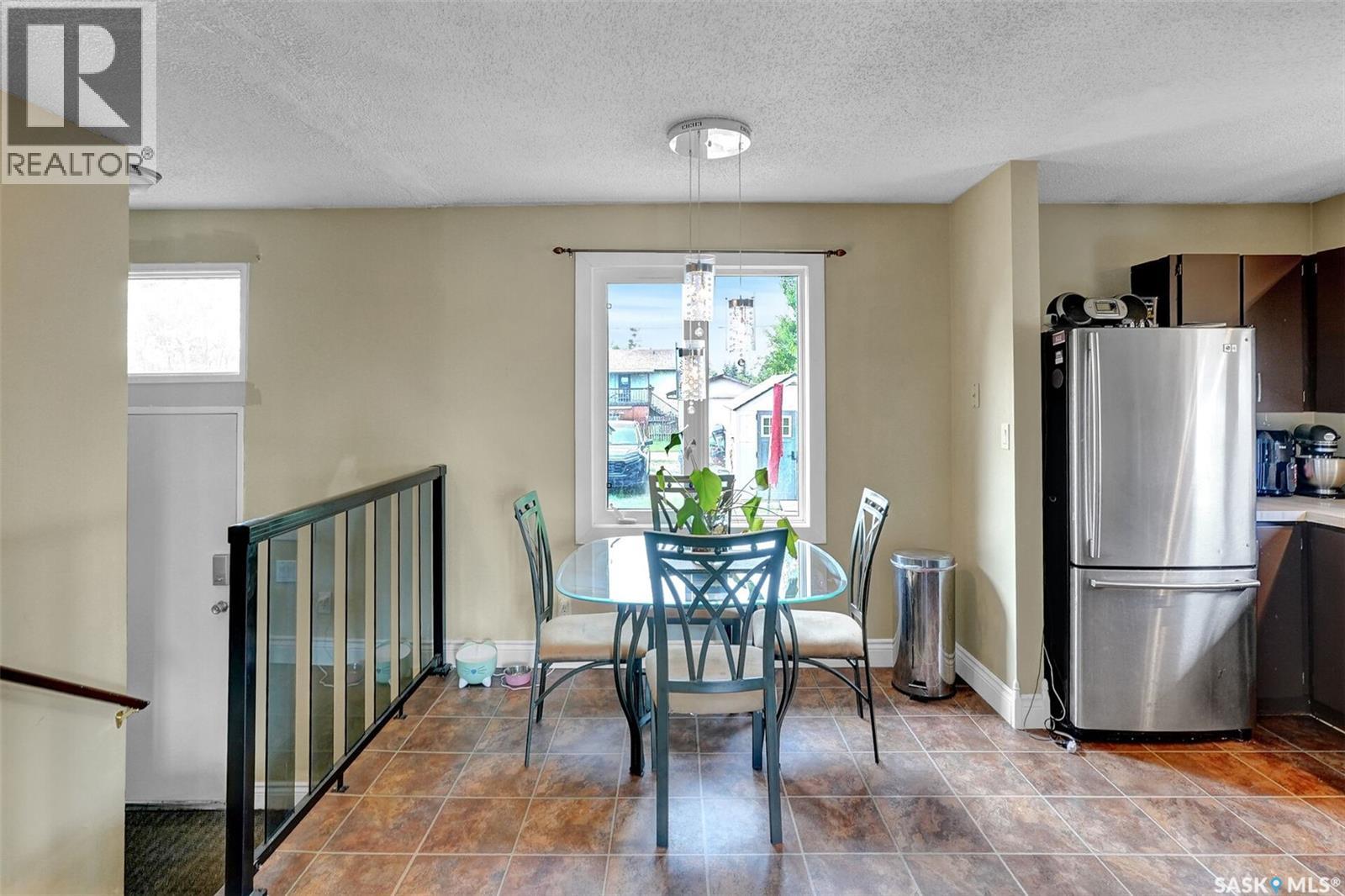 205 Maple Street, Strasbourg, Saskatchewan  S0G 4V0 - Photo 5 - SK019881