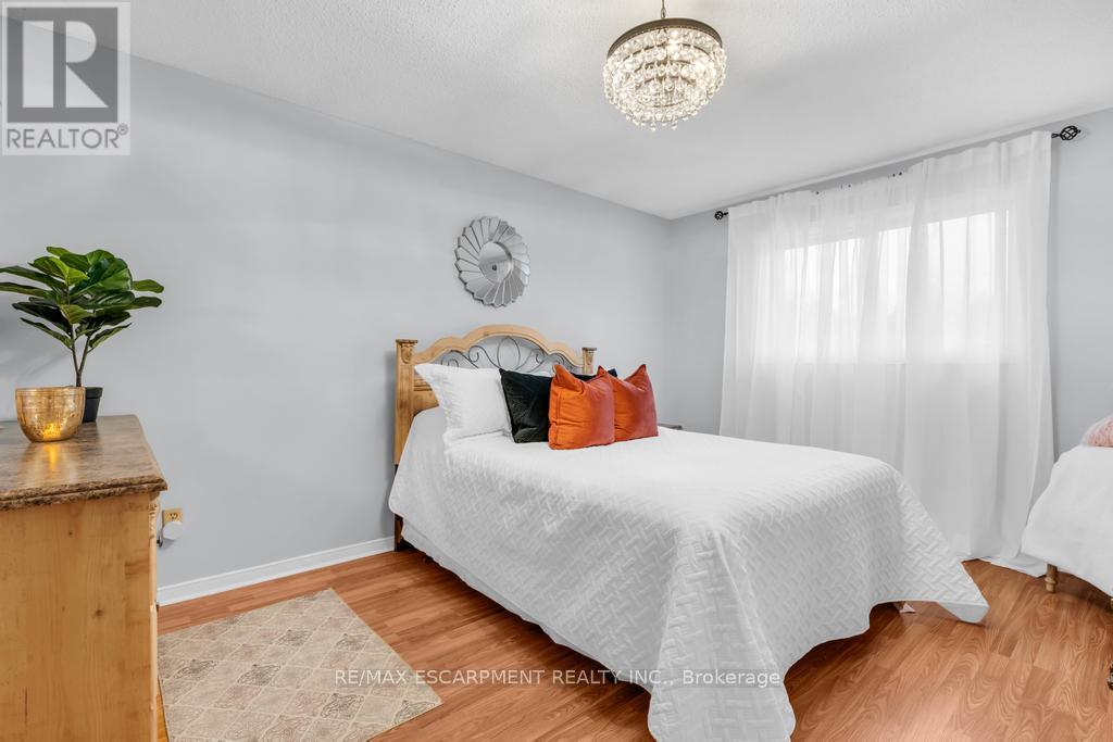15 Deer Valley Drive, Caledon, Ontario  L7E 2E3 - Photo 29 - W12429781