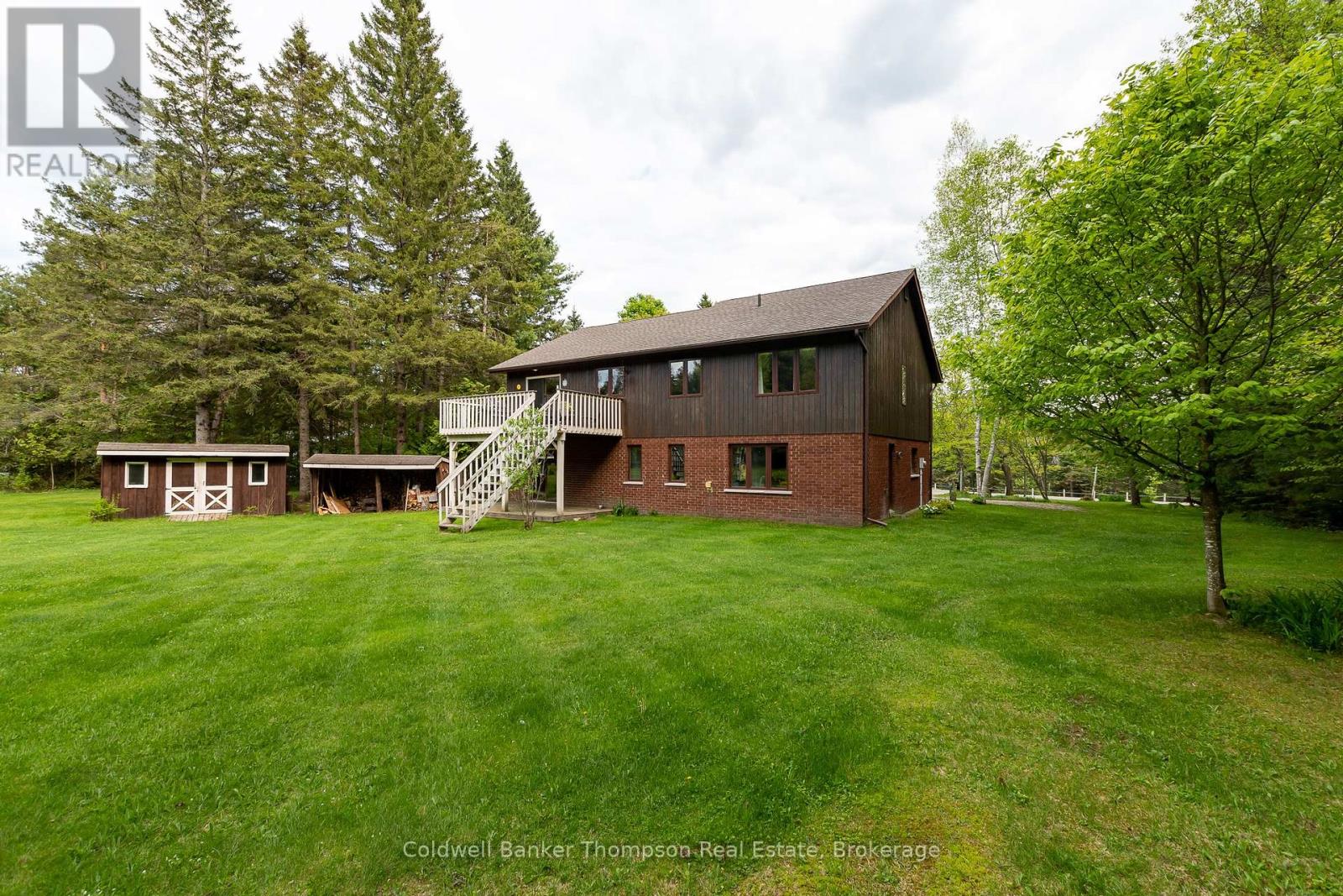 256 South Mary Lake Road, Huntsville, Ontario  P0B 1L0 - Photo 2 - X12169206