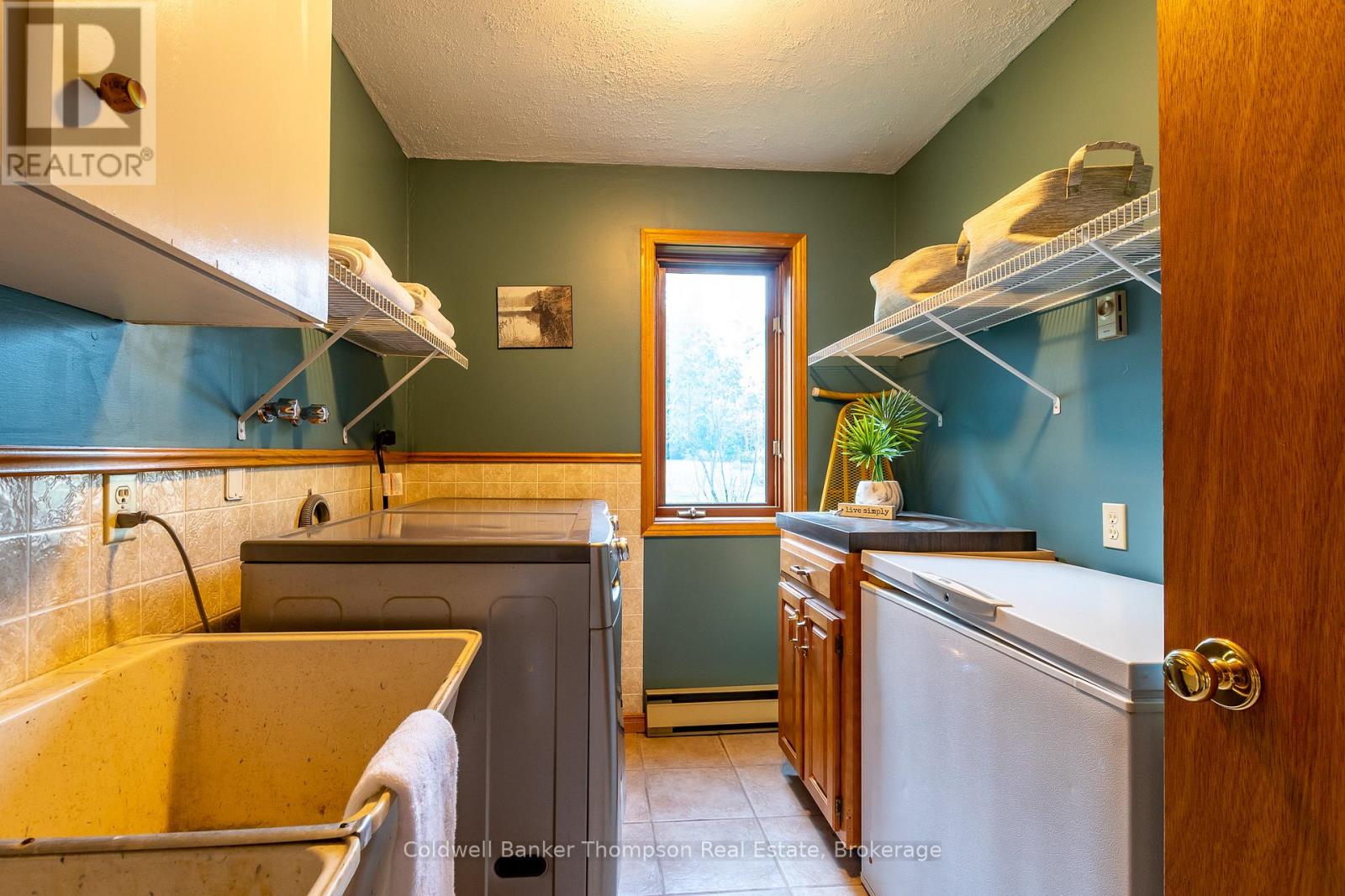 256 South Mary Lake Road, Huntsville, Ontario  P0B 1L0 - Photo 36 - X12169206