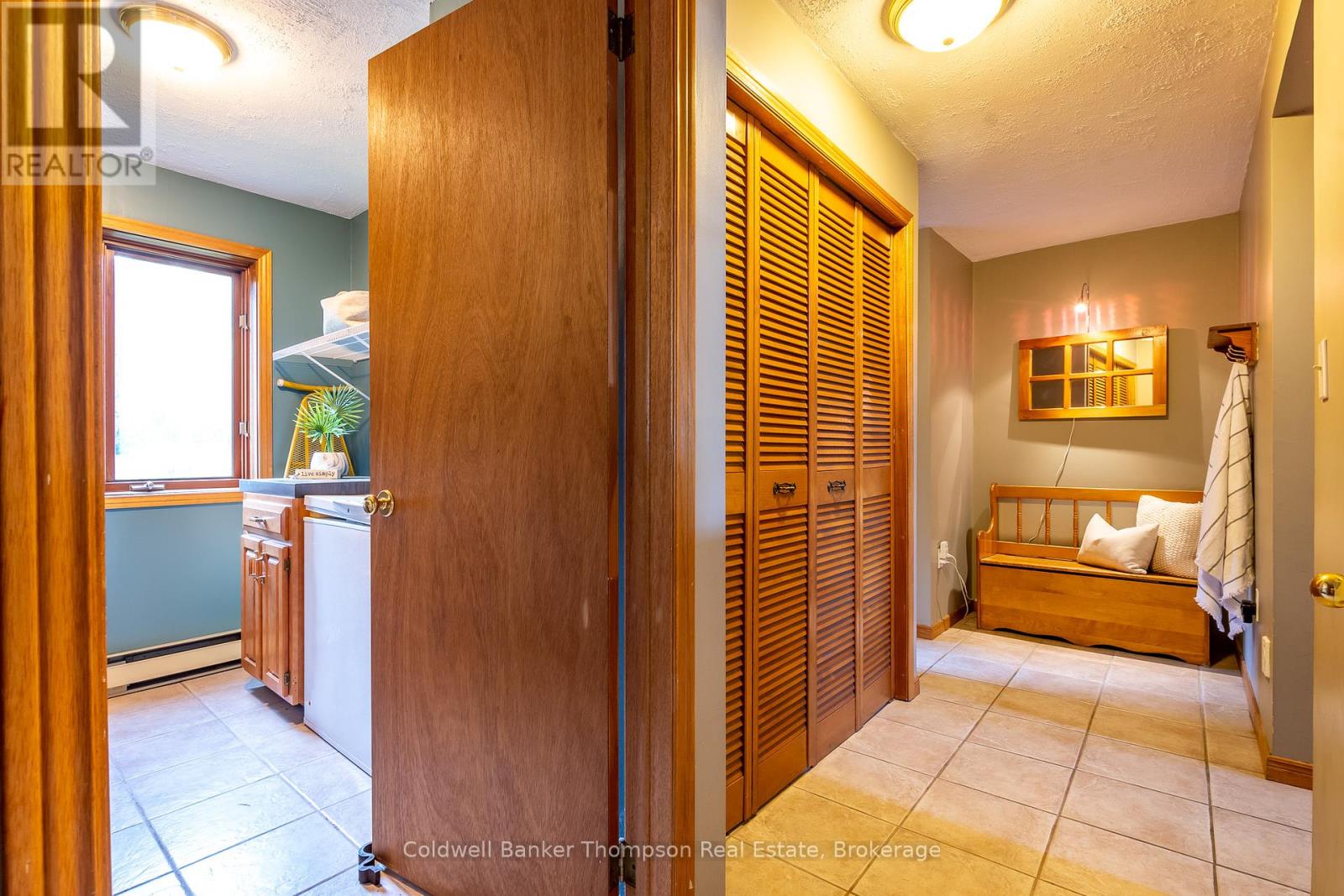 256 South Mary Lake Road, Huntsville, Ontario  P0B 1L0 - Photo 35 - X12169206