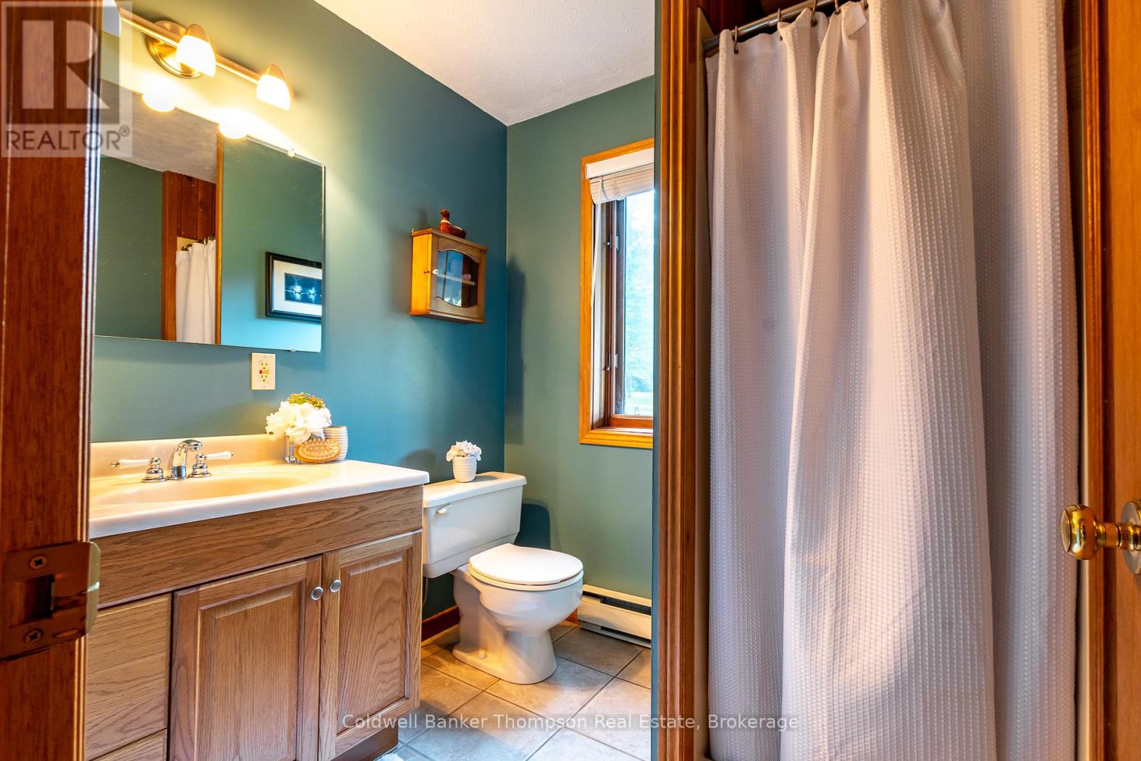 256 South Mary Lake Road, Huntsville, Ontario  P0B 1L0 - Photo 37 - X12169206