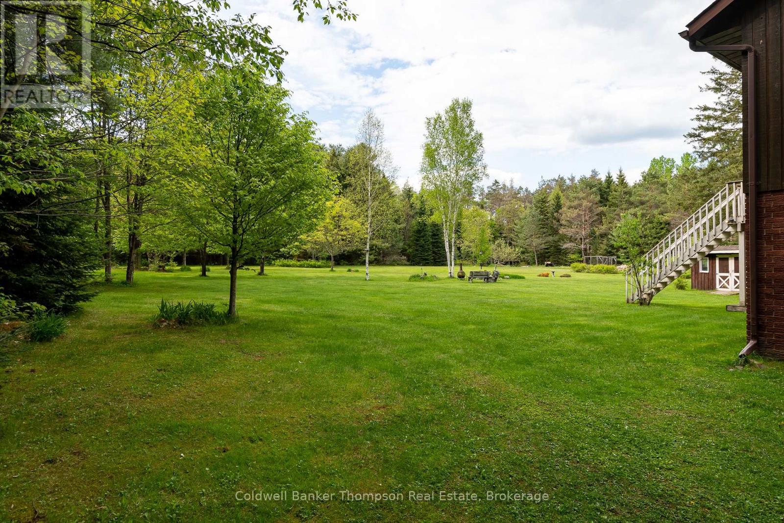 256 South Mary Lake Road, Huntsville, Ontario  P0B 1L0 - Photo 3 - X12169206