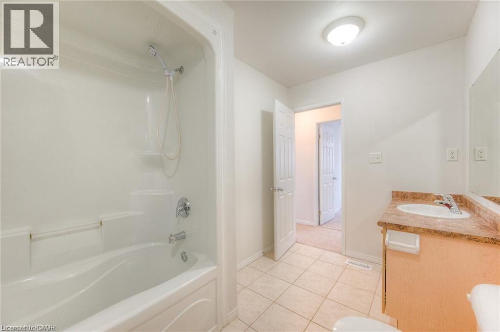 12 Holborn Drive Unit# A7, Kitchener, Ontario  N2A 0A4 - Photo 20 - 40775553
