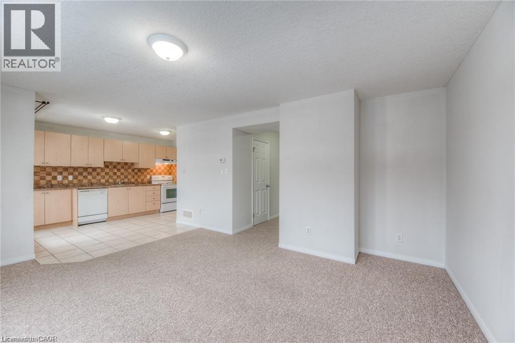 12 Holborn Drive Unit# A7, Kitchener, Ontario  N2A 0A4 - Photo 8 - 40775553