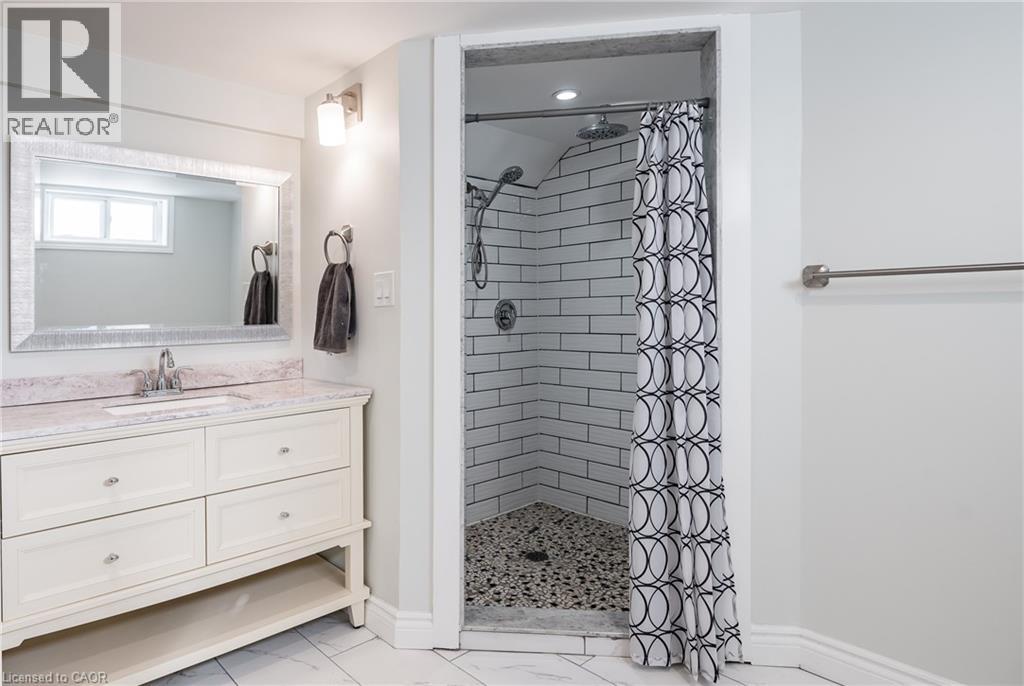 20 Glendale Road Unit# (Lower), Brantford, Ontario  N3T 1P2 - Photo 10 - 40774491