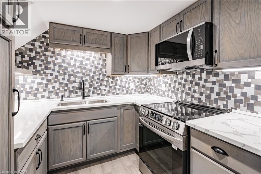 20 Glendale Road Unit# (Lower), Brantford, Ontario  N3T 1P2 - Photo 3 - 40774491