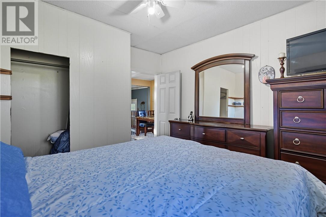 38 Beech, Levack, Ontario  P0M 2C0 - Photo 13 - 2125029