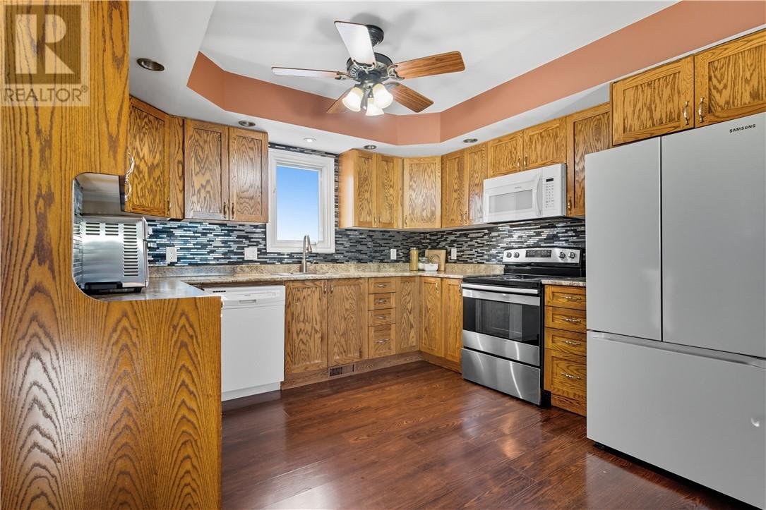 38 Beech, Levack, Ontario  P0M 2C0 - Photo 6 - 2125029