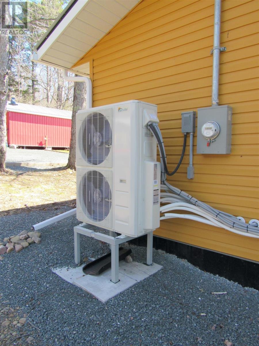 650b Sunset Beach Rd, Huron Shores, Ontario  P0R 1H0 - Photo 3 - SM250956