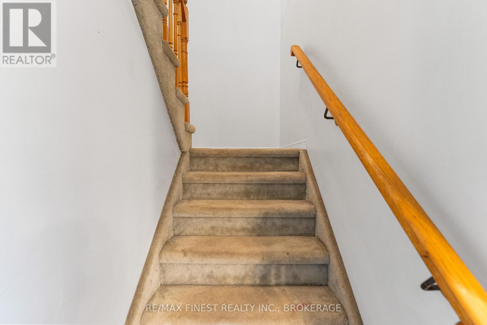 944 Warburton Crescent, Kingston, Ontario  K7M 8L1 - Photo 25 - X12439713