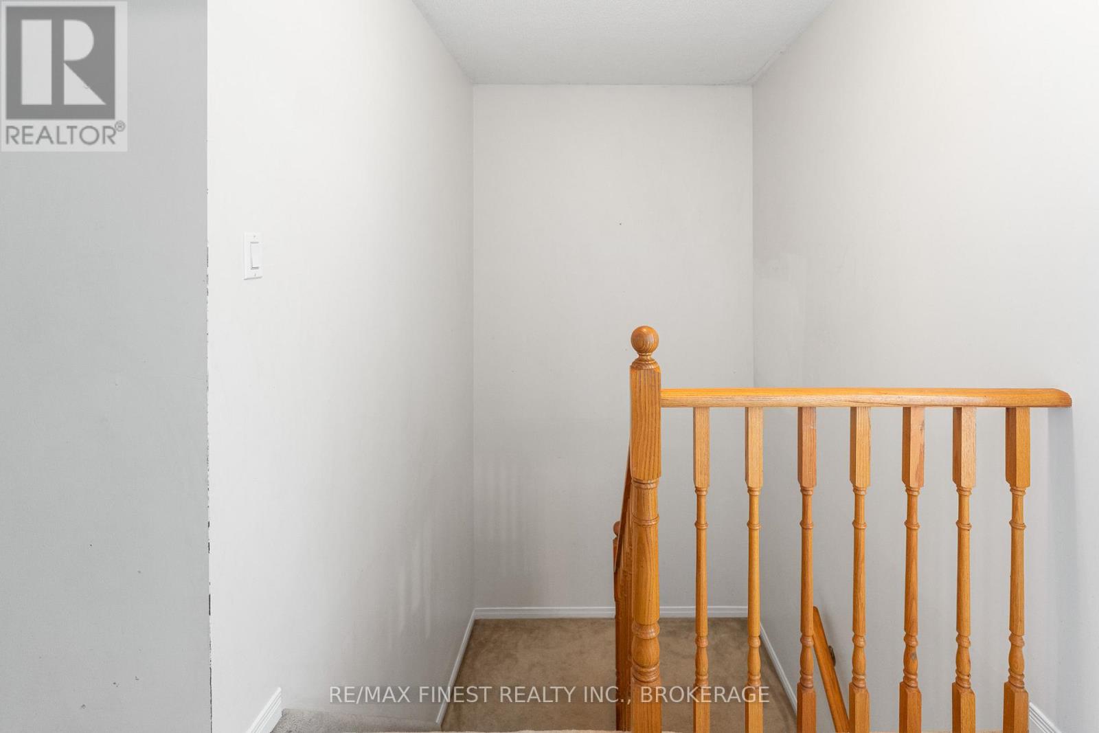944 Warburton Crescent, Kingston, Ontario  K7M 8L1 - Photo 27 - X12439713