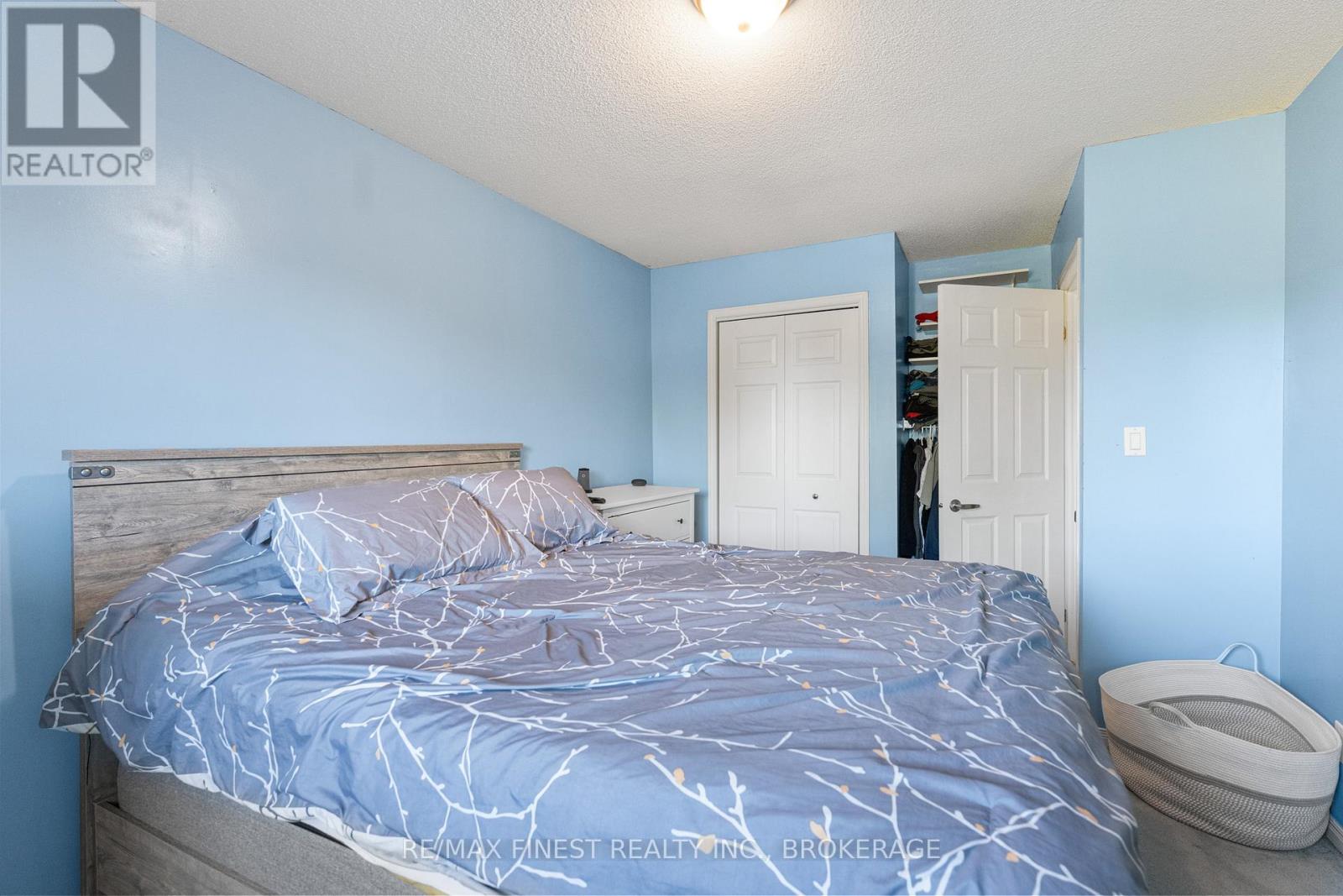 944 Warburton Crescent, Kingston, Ontario  K7M 8L1 - Photo 30 - X12439713