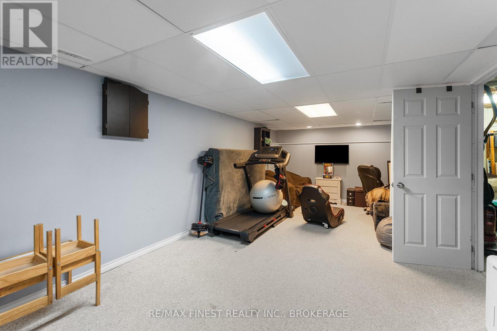 944 Warburton Crescent, Kingston, Ontario  K7M 8L1 - Photo 41 - X12439713