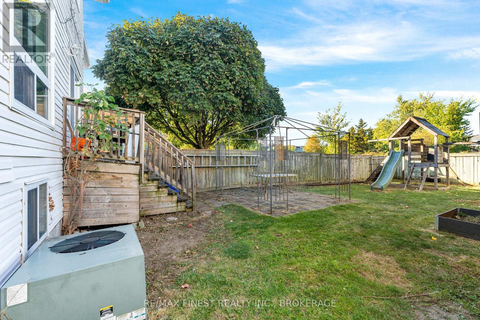 944 Warburton Crescent, Kingston, Ontario  K7M 8L1 - Photo 47 - X12439713
