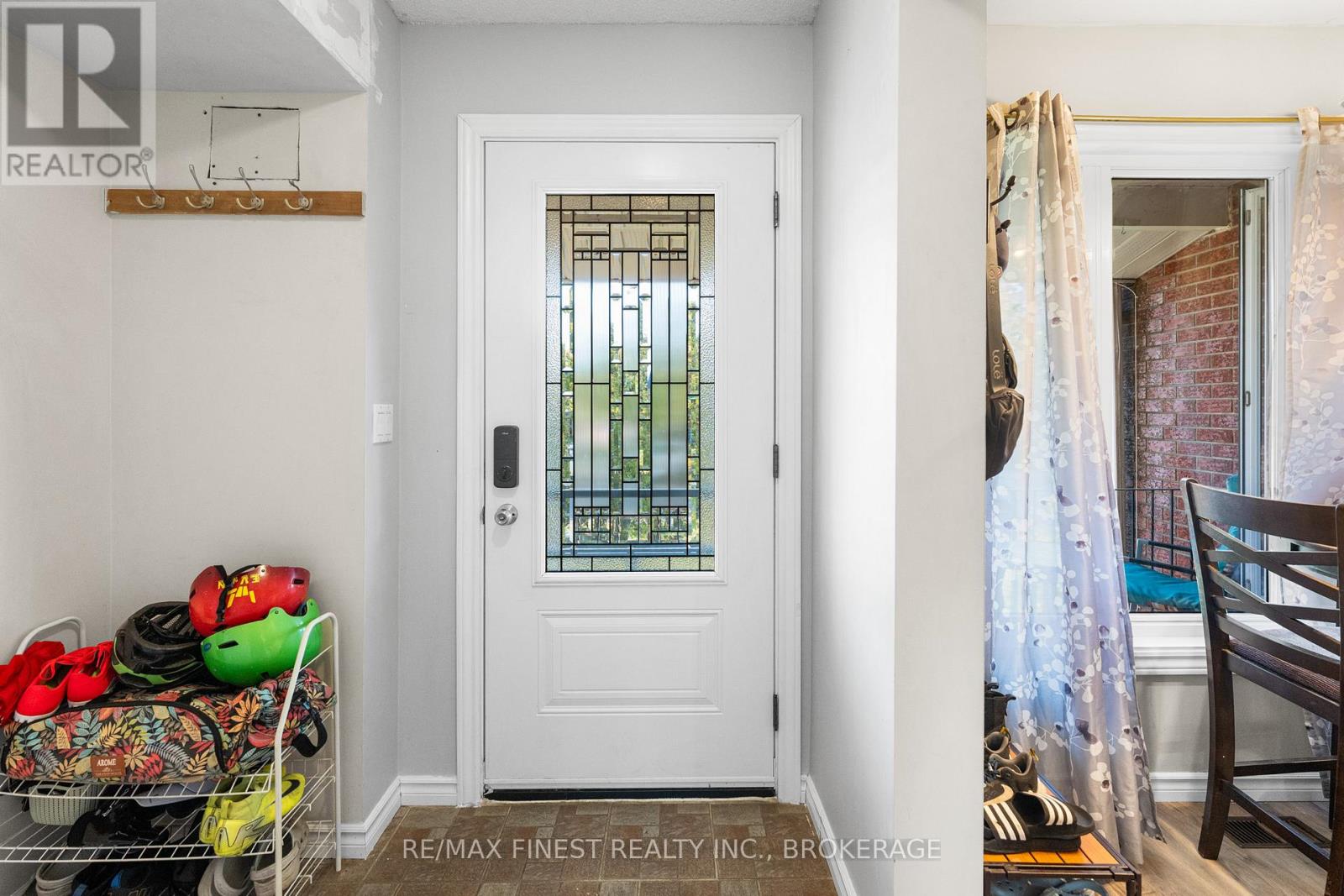 944 Warburton Crescent, Kingston, Ontario  K7M 8L1 - Photo 8 - X12439713