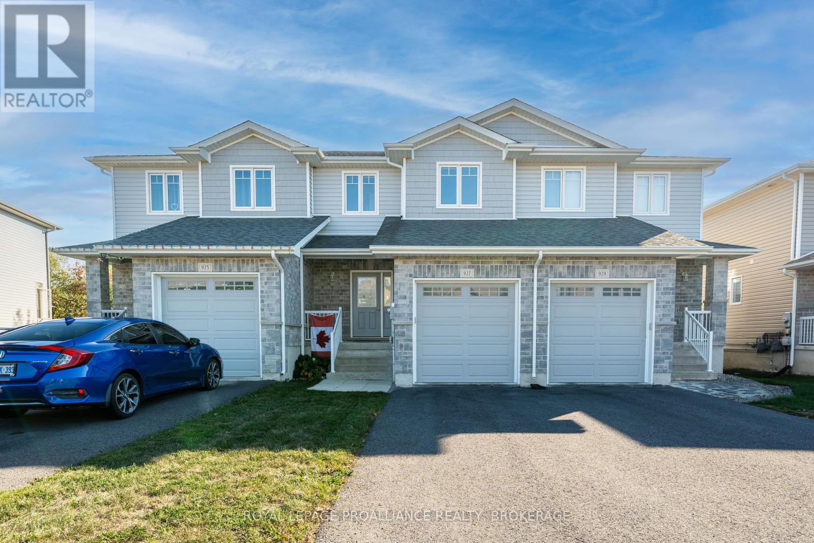 927 Blossom Street, Kingston, Ontario  K7P 0N2 - Photo 1 - X12439747