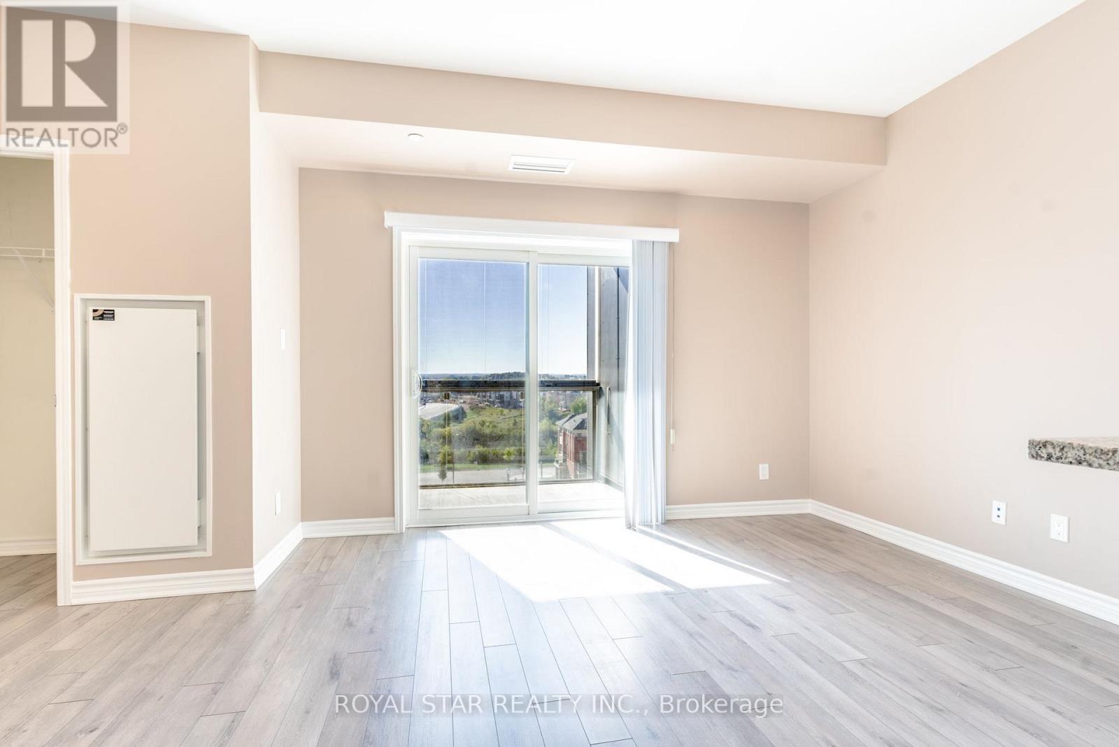 601 - 200 Lagerfeld Drive, Brampton, Ontario  L7A 5G5 - Photo 6 - W12429288