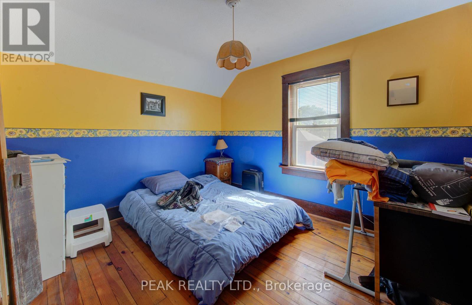 32 Elgin Street, Waterloo, Ontario  N2J 2R1 - Photo 20 - X12434411