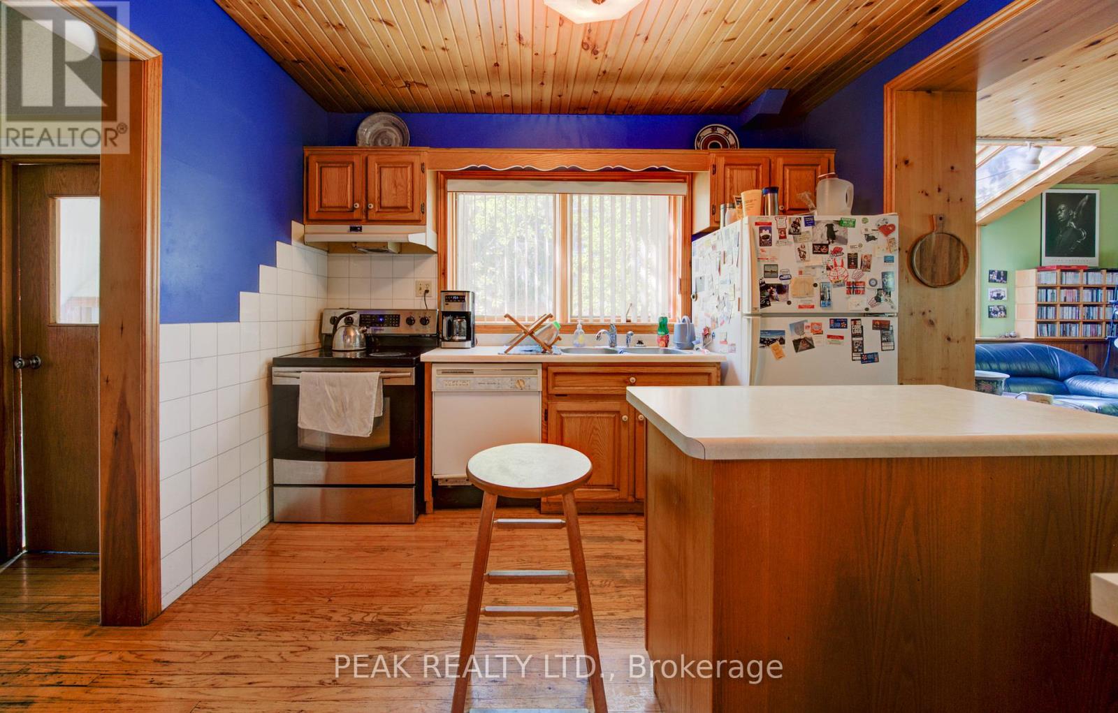 32 Elgin Street, Waterloo, Ontario  N2J 2R1 - Photo 10 - X12434411