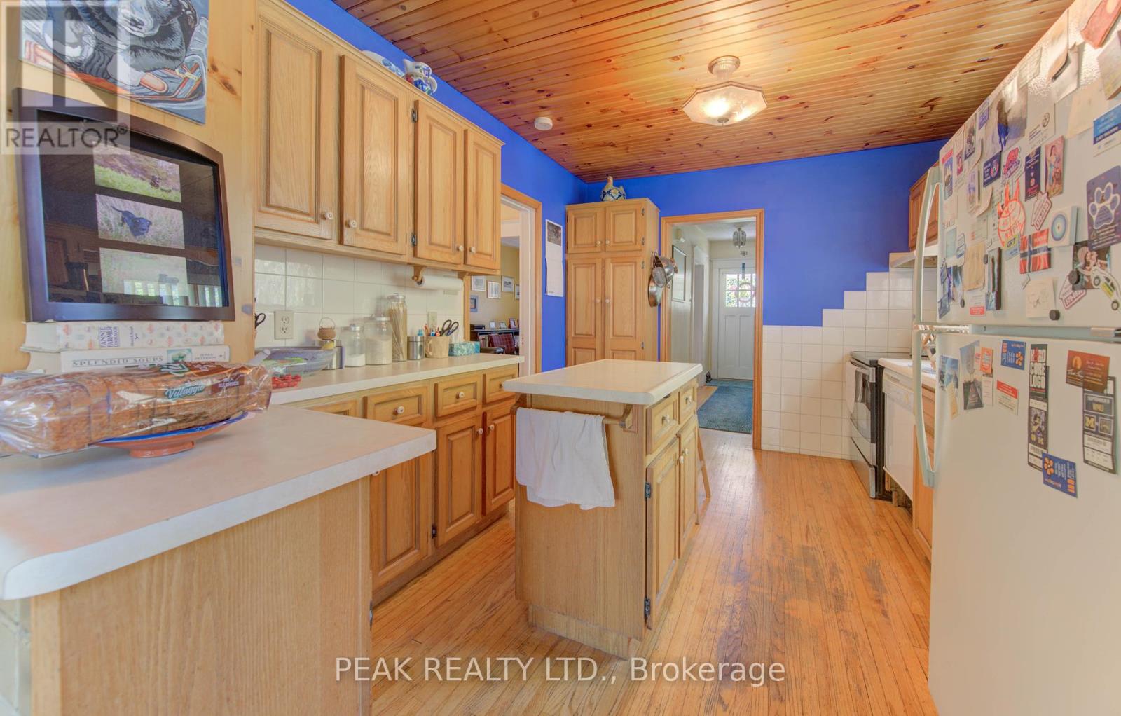 32 Elgin Street, Waterloo, Ontario  N2J 2R1 - Photo 14 - X12434411