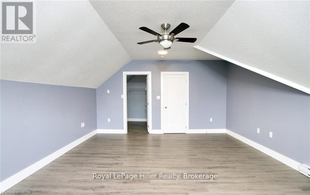 86 Shakespeare Street, Stratford, Ontario  N5A 3W4 - Photo 12 - X12439769