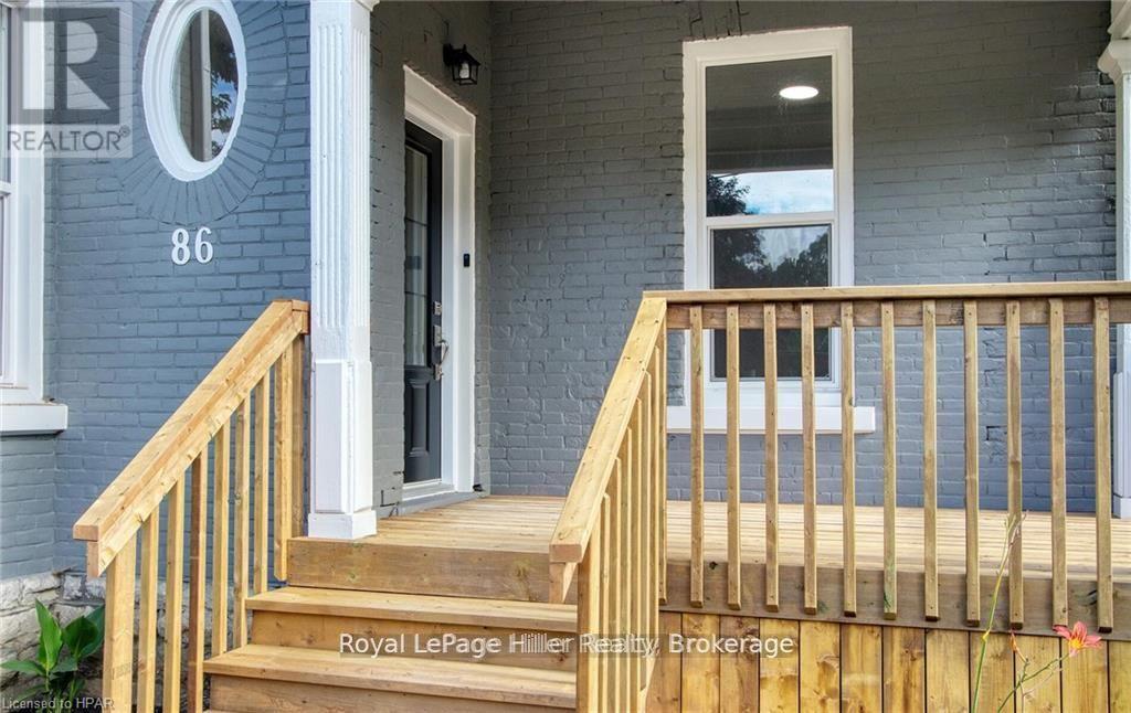 86 Shakespeare Street, Stratford, Ontario  N5A 3W4 - Photo 2 - X12439769