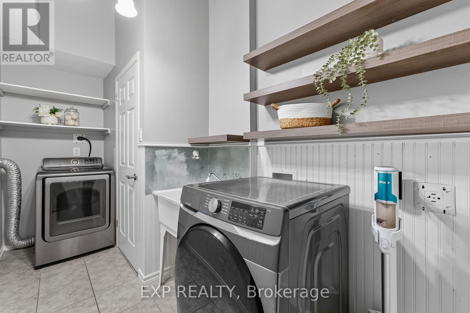 16 North Harrow Drive, Ottawa, Ontario  K2J 4V7 - Photo 23 - X12439731