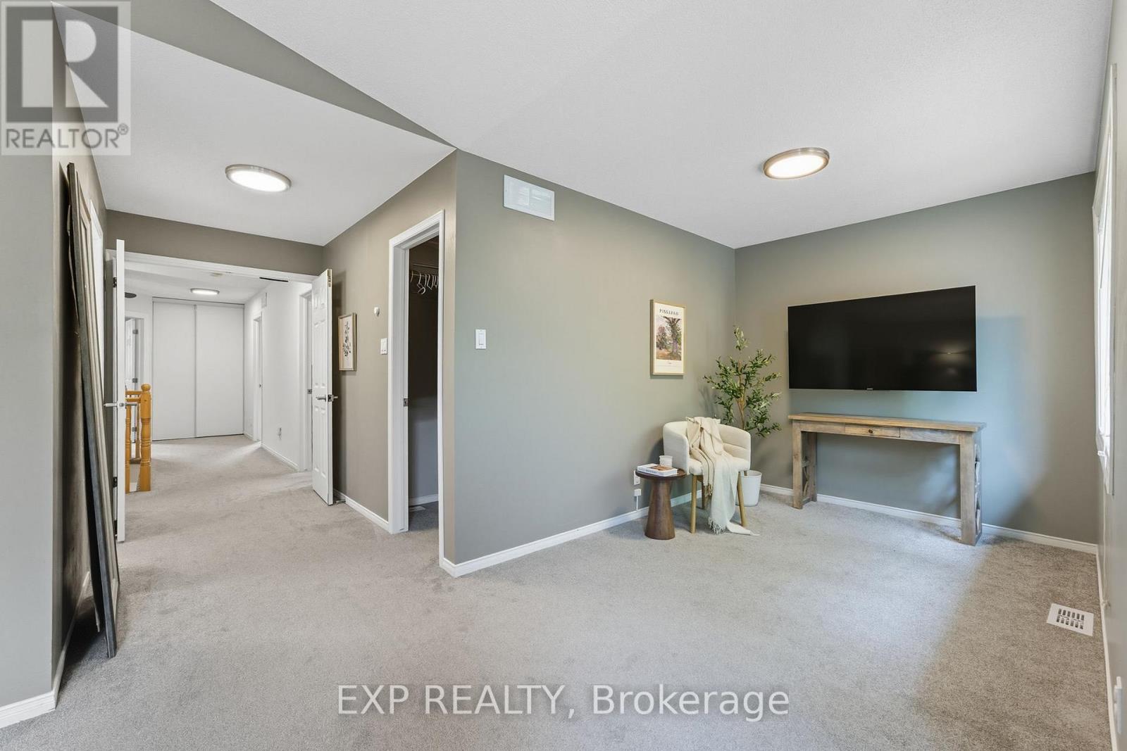 16 North Harrow Drive, Ottawa, Ontario  K2J 4V7 - Photo 27 - X12439731