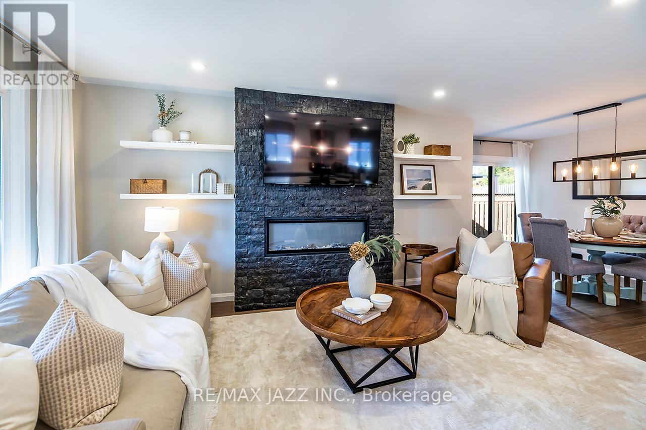 541 Galahad Drive, Oshawa, Ontario  L1K 1L9 - Photo 7 - E12437006